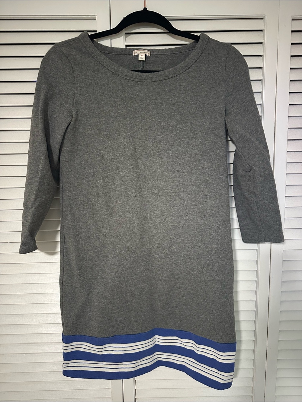 GAP Gray Knit Long Sleeve Dress with Blue Stripe Hem